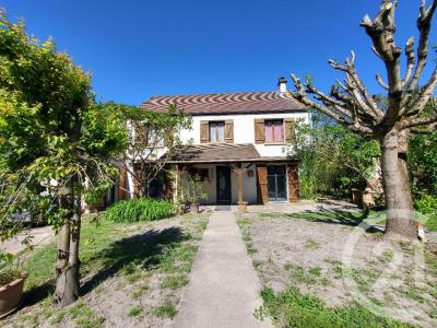 St Pierre Les Nemours, Île-de-France 77140, Francia