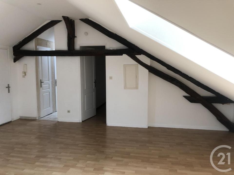 Nevers, Bourgogne 58000, France