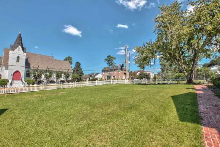 216 N Adams Street, Quincy, Florida 32351