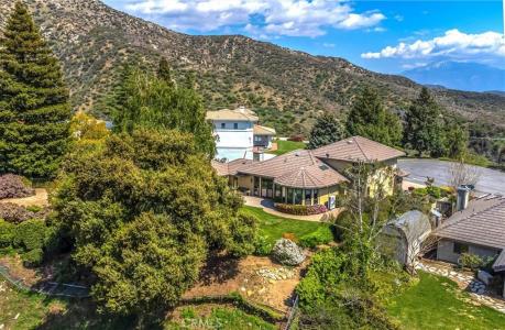 13046 Oak Crest Drive, Yucaipa, Californie 92399, États-Unis