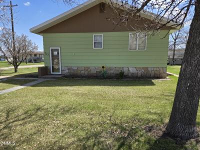 713 Broadway Street, Napoleon, Dakota Du Nord 58561, États-Unis