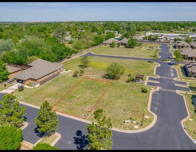 9229 Ruth Drive, Midwest City, אוקלהומה 73130, ארצות הברית של אמריקה 