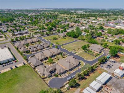 9233 Ruth Drive, Midwest City, אוקלהומה 73130, ארצות הברית של אמריקה 
