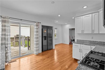 136 Juniper, East Providence, Rhode Island 02914, Estados Unidos