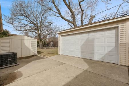 4538 Dempster Street, Skokie, Illinois 60076, Amerika Birleşik Devletleri