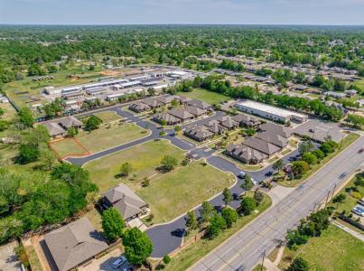 9223 Joan Drive, Midwest City, אוקלהומה 73130, ארצות הברית של אמריקה 