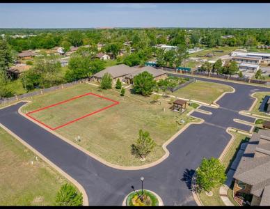 9227 Joan Drive, Midwest City, אוקלהומה 73130, ארצות הברית של אמריקה