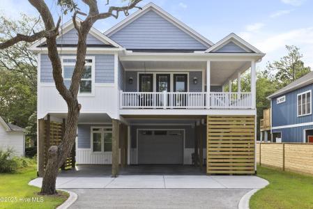 2107 E Yacht Drive, Oak Island, North Carolina 28465, USA