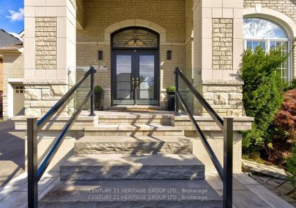 3 NOVA SCOTIA ROAD, Brampton, Ontario L6Y 5K8, Kanada