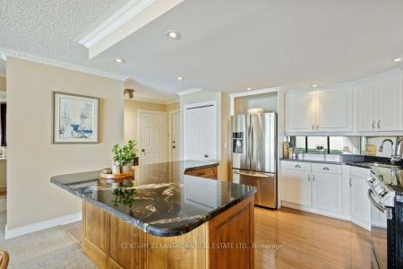 2 SOUTH FRONT STREET, Belleville, Ontario K8N 5K7, Canada