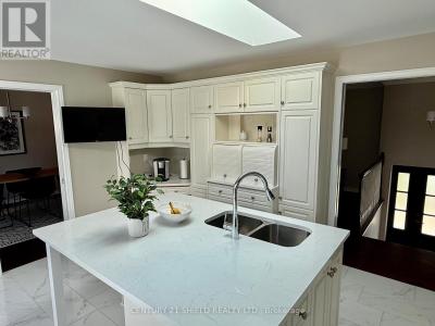 910 TOLLGATE ROAD WEST, Cornwall, Ontario K6H 5R6, Canada