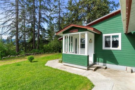6497 LINDSAY ROAD, Magna Bay, British Columbia V0E 1M7, Canada