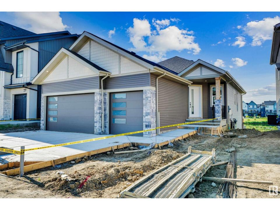27 ROSEWOOD WY, St. Albert, אלברטה T8N 7Y8, קנדה