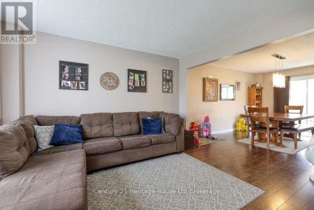 27 TOMPKINS COURT, Norwich (norwich Town), Ontario N0J 1P0, Canada