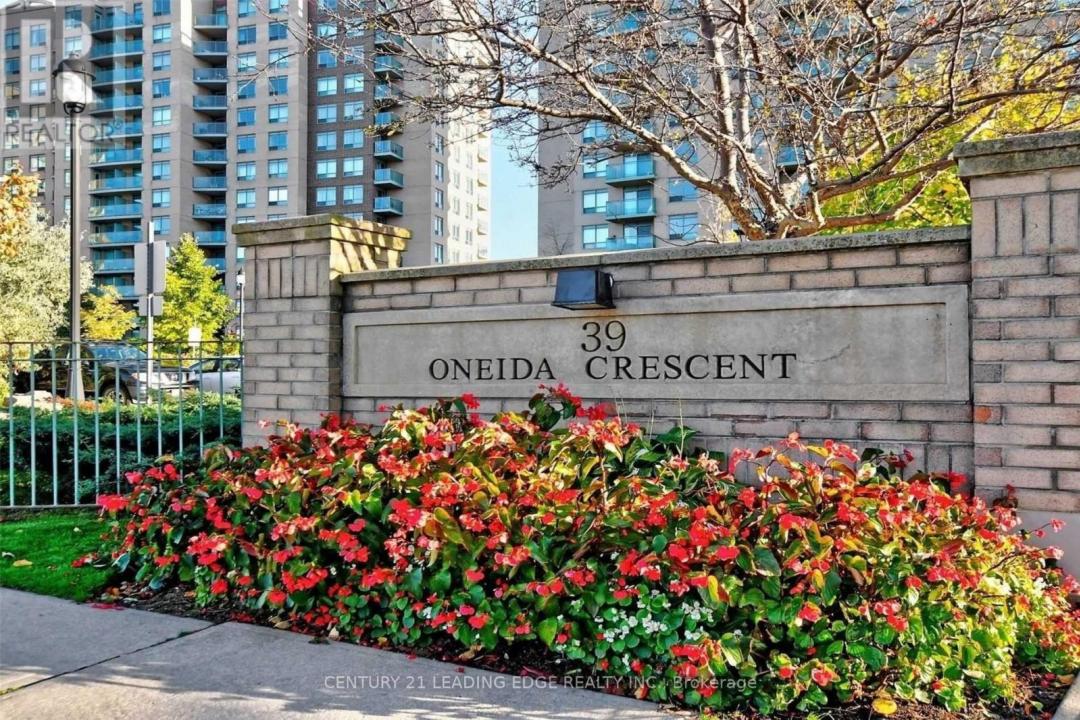 39 ONEIDA CRESCENT, Richmond Hill (langstaff), אונטריו L4B 4T9, קנדה