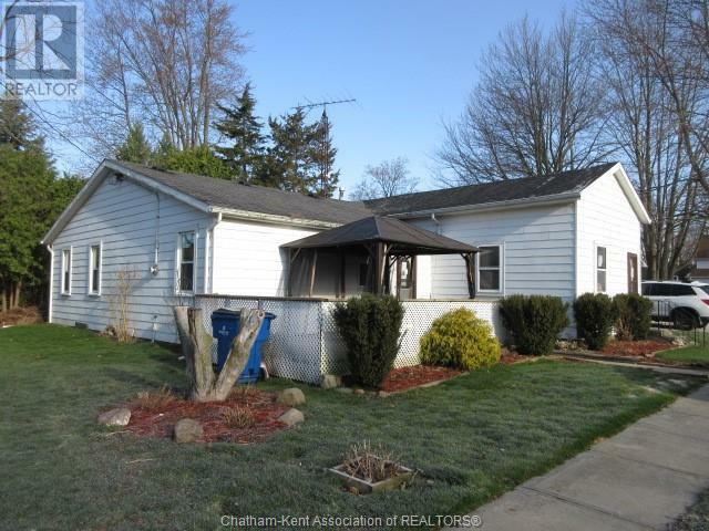 258 WILLIAM STREET, Dresden, Ontario N0P 1M0, Canada