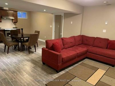 16 NICHOLAS DRIVE, St. Catharines, 安大略省 L2S 4C2, 加拿大