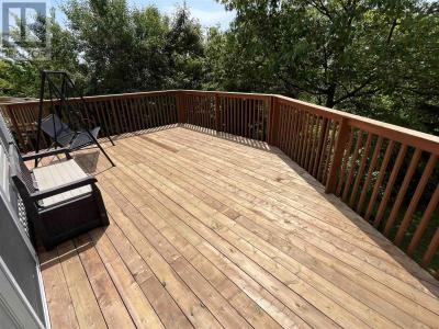 42 CODY POINT CT, Sault Ste. Marie, Ontario P6B 6L8, Canadá