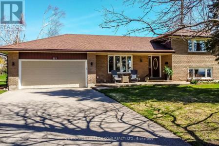 121 BAYSHORE DRIVE, Ramara, Ontario L0K 1B0, Canada