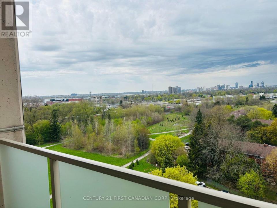 573 MORNINGTON AVENUE, London East (east G), Ontario N5Y 4T9, Canadá