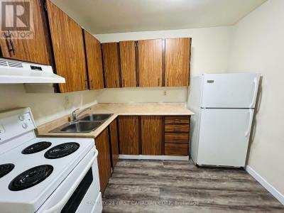 573 MORNINGTON AVENUE, London East (east G), Ontario N5Y 4T9, Canadá