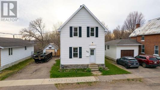 568 MOFFAT STREET, Pembroke, Ontario K8A 3Y1, Canada