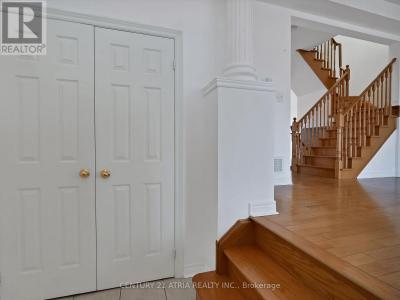 153 WRIGHT AVENUE, Toronto (weston), Онтарио M9N 3Z1, Канада