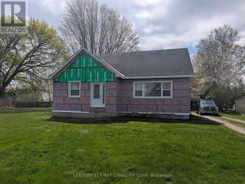 211 KING EDWARD STREET, Brant (paris), אונטריו N3L 3E3, קנדה 