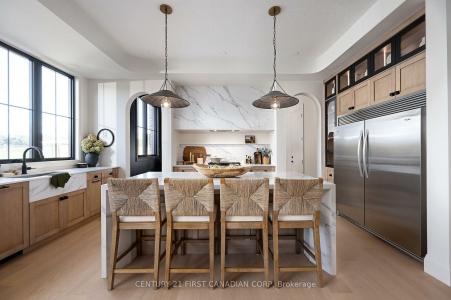240 FOXBOROUGH PLACE, Thames Centre, Ontario N0M 2P0, Canada
