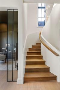 240 FOXBOROUGH PLACE, Thames Centre, Ontario N0M 2P0, Canada