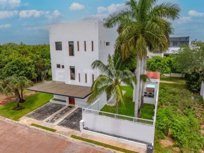 Residencial Arbolada S/N,, Cancún/Benito Juárez, Quintana Roo 77560, Mexico