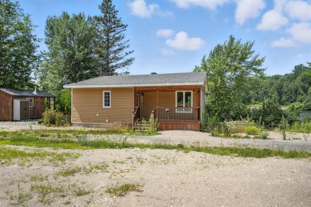 661  Ch. de la Chute, Mansfield-et-Pontefract, Québec J0X 1R0, Canada