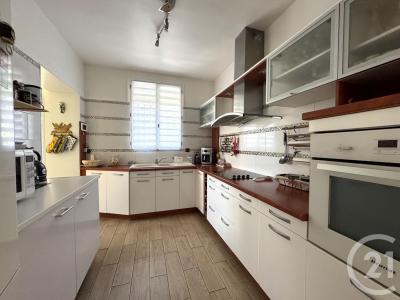 Montfermeil, Île-de-France 93370, Francia