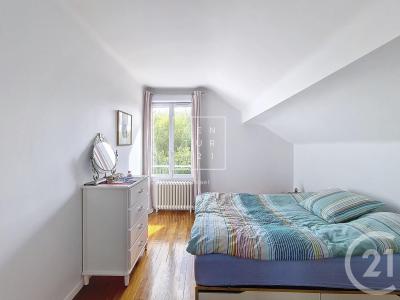 Clamart, Île-de-France 92140, France