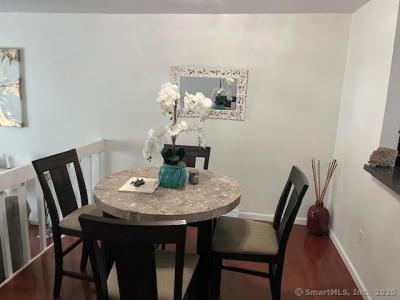 57 Meetinghouse Village 6, Meriden, Connecticut 06450, Estados Unidos