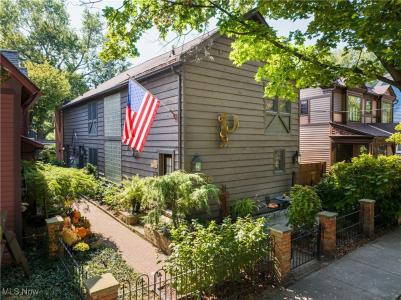 2817 Jay Avenue, Cleveland, Ohio 44113, USA