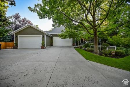9594 S RUSKIN CIR, Sandy, يوتا 84092, الولايات المتحدة
