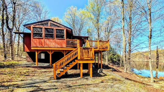 108 Butternut Lane, Canadensis, Pennsylvania 18325, USA