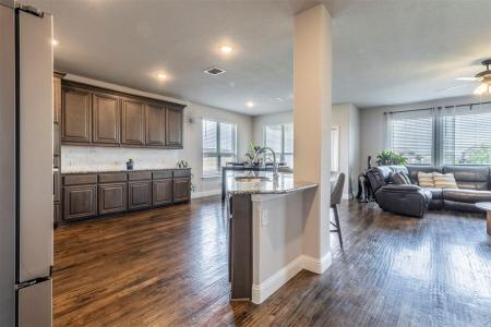 10212 Fox Manor Trail, Fort Worth, Texas 76131, USA