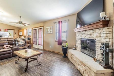 9309 Alabama Street, Joshua, テキサス 76058, アメリカ合衆国