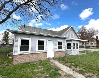 803 Oak Street, Iowa Falls, Iowa 50126