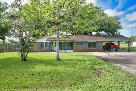 402 E Smith Street, Brazoria, Texas 77422, USA