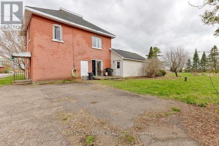 19 LACROIX BAY ROAD, Whitewater Region, Ontario K0J 2L0, Canada