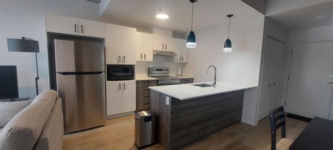 1056  Boul. du Curé-Labelle, Blainville, Quebec J7C 2M6, Canada