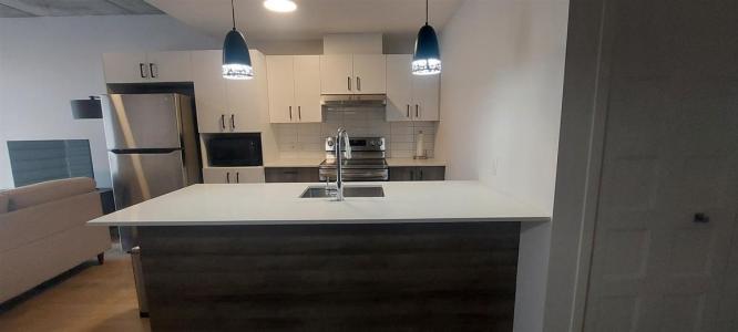 1056  Boul. du Curé-Labelle, Blainville, Quebec J7C 2M6, Canada