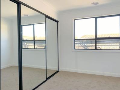 4/124 Noble Street, Noble Park, VIC 3174, Australien