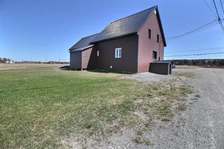 1341  Route du Patrimoine, Cacouna, Québec G5R 0N8, Canada