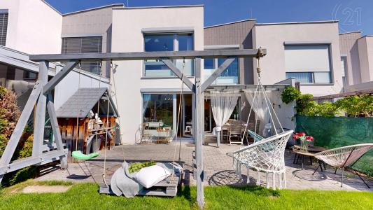 Zálužická, Praha, území Hlavního města Prahy 14300, Czech Republic