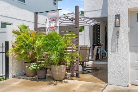 811 1/2 31ST AVENUE N, St Petersburg, 佛罗里达州 33704, 美国