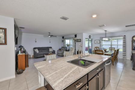 16704 Sunburst Lake St, Wimauma, Флорида 33598, Соединенные Штаты